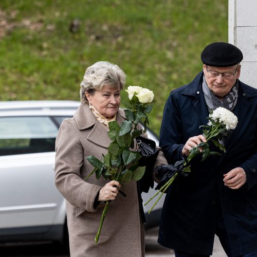 Vilniuje atsisveikinama su G. Kirkilu  © P. Peleckio, L. Balandžio / BNS nuotr.