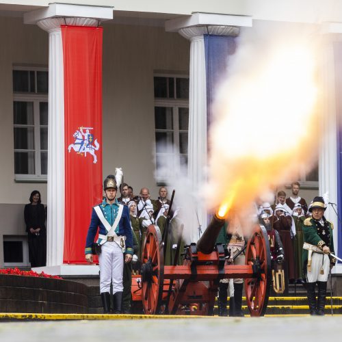 Valstybės vėliavų pakėlimo ceremonija  © I. Gelūno / BNS nuotr.