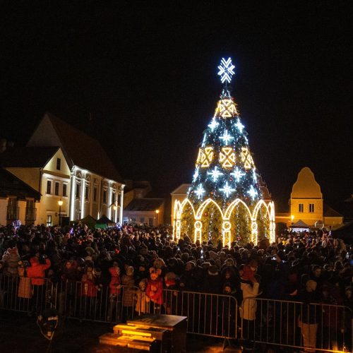 Kalėdų eglės Kėdainiuose įžiebimas  © Kėdainių rajono savivaldybės 