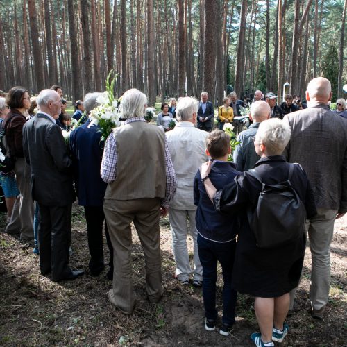 Atsisveikinimas su rašytoju R. Marčėnu  © Aliaus Koroliovo ir P. Peleckio / Fotobanko nuotr.