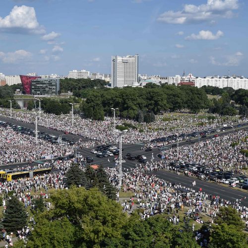 Protesto mitingas Minske pritraukė šimtus tūkstančių žmonių  © Scanpix nuotr.