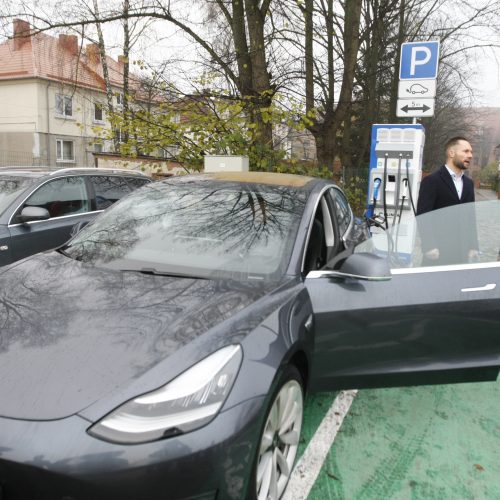 Klaipėdoje elektromobiliams – dar viena įkrovimo stotelė  © Vytauto Liaudanskio nuotr.