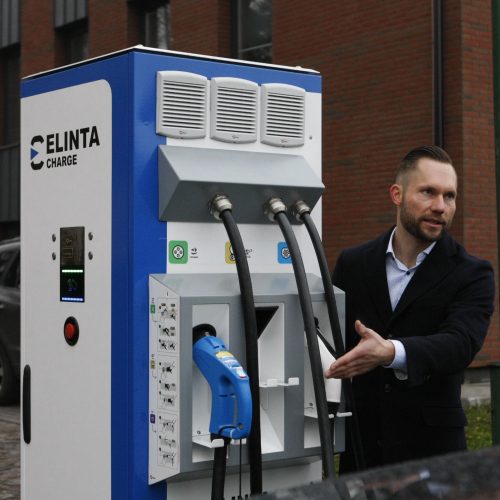 Klaipėdoje elektromobiliams – dar viena įkrovimo stotelė  © Vytauto Liaudanskio nuotr.