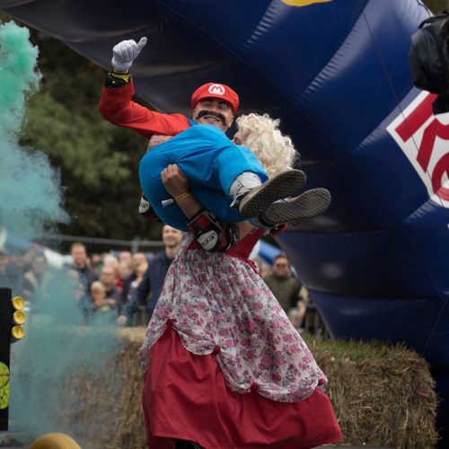 „Red Bull muilinių lenktynės“ Kaune  © Laimio Steponavičiaus ir T. Biliūno / Fotobanko nuotr.