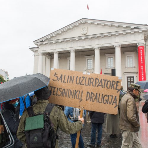 Protesto akcija Vilniuje prieš ribojimus nepasiskiepijusiems  © Butauto Barausko nuotr.