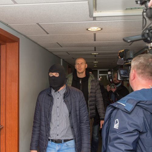 Į teismą atvestas korupcija įtariamas vienas iš Kauno ekonominės policijos vadovų  © Butauto Barausko nuotr.