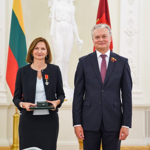 G. Nausėda įteikė valstybinius apdovanojimus   © R. Dačkaus / Prezidentūros nuotr.