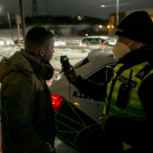 Kauno kelių policijos reidas, ieškant neblaivių vairuotojų  © Vilmanto Raupelio nuotr.