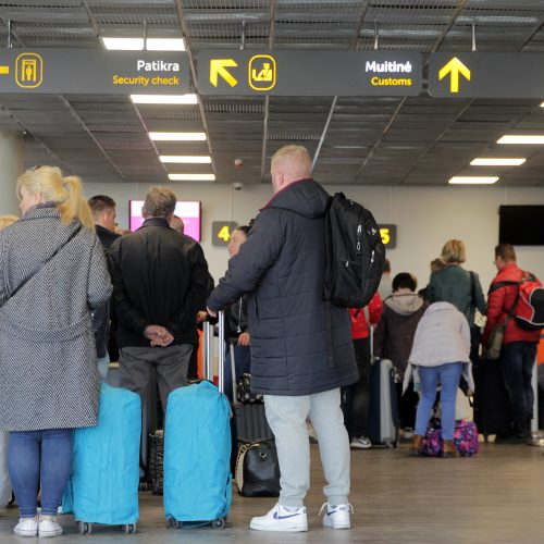 Emigrantų apklausa apie „Brexit'ą“ oro uoste  © Laimučio Brundzos nuotr.