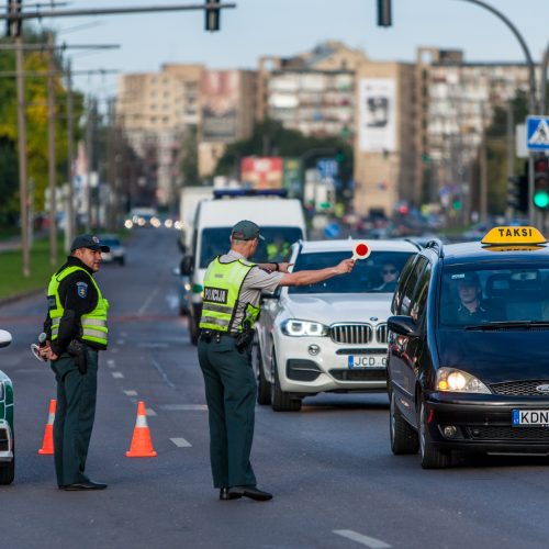 Policijos reidas Taikos prospekte  © Laimio Steponavičiaus nuotr.