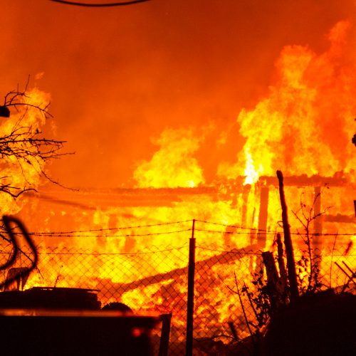 Didžiulis gaisras Karmėlavoje  © Laimio Steponavičiaus nuotr.