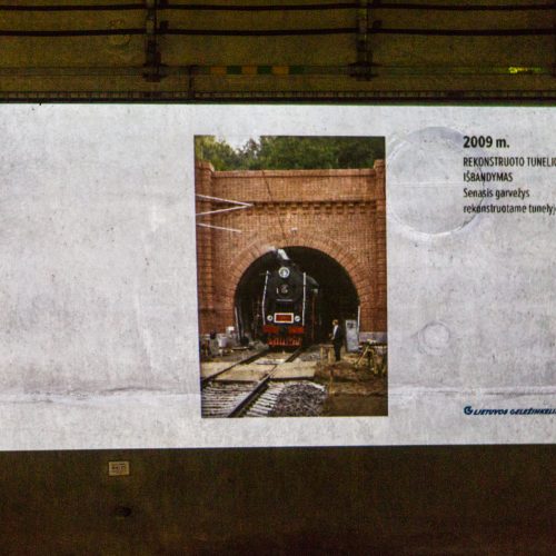 Inovatyvi ekspozicija Kauno geležinkelio tunelyje  © Laimio Steponavičiaus nuotr.