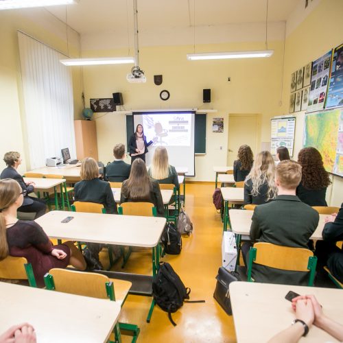 Aukštųjų kursų 100-metis Maironio universitetinėje gimnazijoje  © Vilmanto Raupelio nuotr.