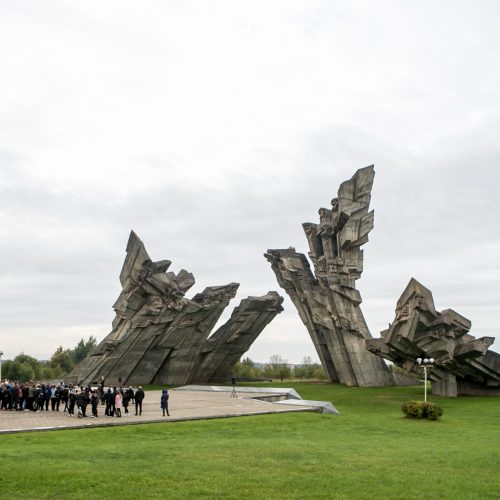 Žydų genocido dienos minėjimas IX forte  © Vilmanto Raupelio nuotr.