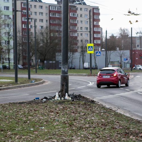 Avarija Šiaurės pr. ir S. Žukausko gatvių sankryžoje  © Vilmanto Raupelio nuotr.