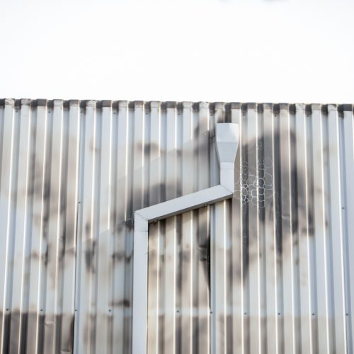 Kaune degė gamybinio pastato siena  © Vilmanto Raupelio nuotr.