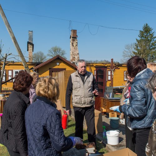 Tauragės rajone sudegė klebonijos pastato stogas  © Butauto Barausko nuotr.