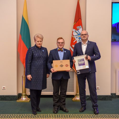 Prezidentūroje apdovanoti šalies mokytojai  © R. Dačkaus / Prezidentūros nuotr.