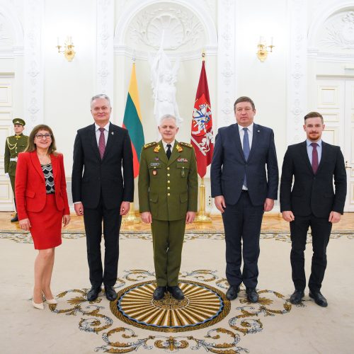 Laipsnių Lietuvos karininkams suteikimas  © P. Peleckio / Fotobanko, R. Dačkaus / Prezidentūros nuotr.