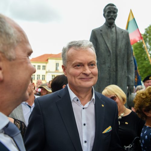 G. Nausėda atidengė A. Smetonos paminklą  © R. Dačkaus / LRP kanceliarijos nuotr.