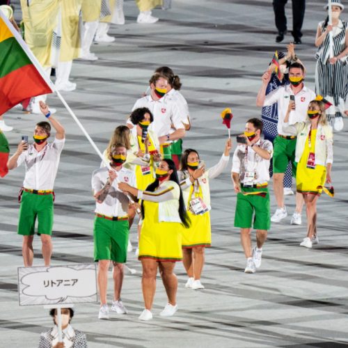 Tokijuje prasidėjo vasaros olimpinių žaidynių atidarymo ceremonija  © Scanpix ir K.Štreimikio nuotr. 