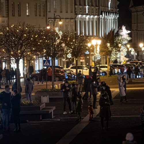 Sostinės Rotušės aikštėje įžiebta Kalėdų eglė  © G. Skaraitienės/Fotobanko nuotr.