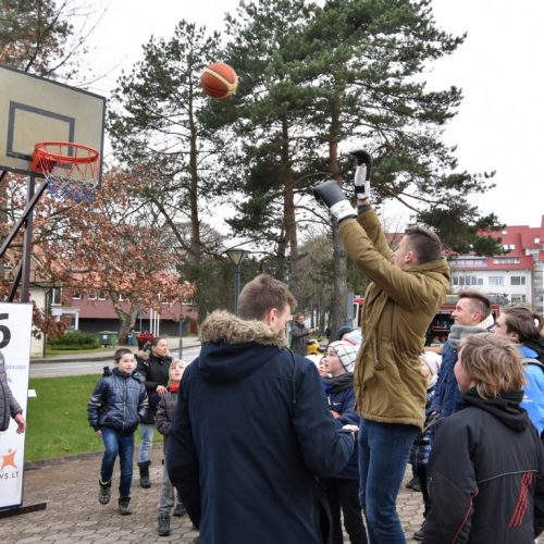 Neringa švenčia 56-ąjį gimtadienį  © Organizatorių nuotr.