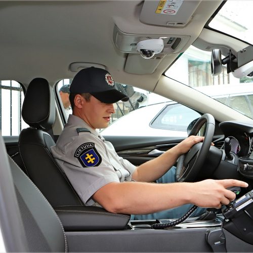 Pristatyti nauji tarnybiniai policijos automobiliai  © M. Morkevičiaus / ELTOS, Policijos nuotr.
