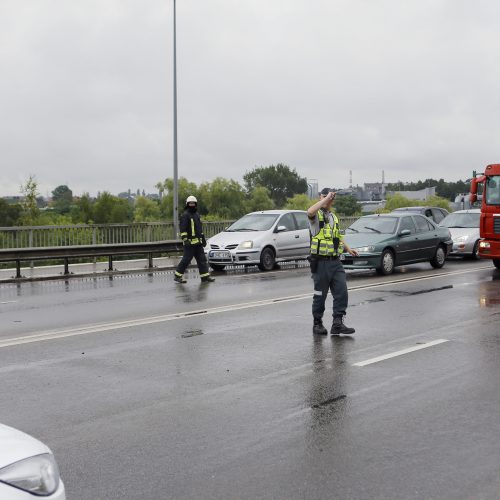 Avarija ant Mokyklos viaduko  © Vytauto Petriko nuotr.