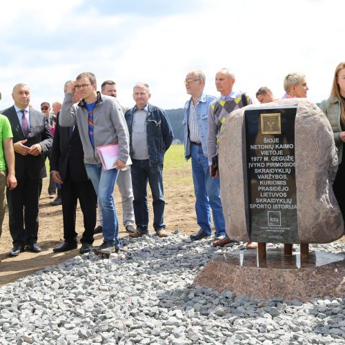 Įamžintas pirmasis Lietuvos sklandytojų skrydis  © Kauno rajono savivaldybės nuotr.