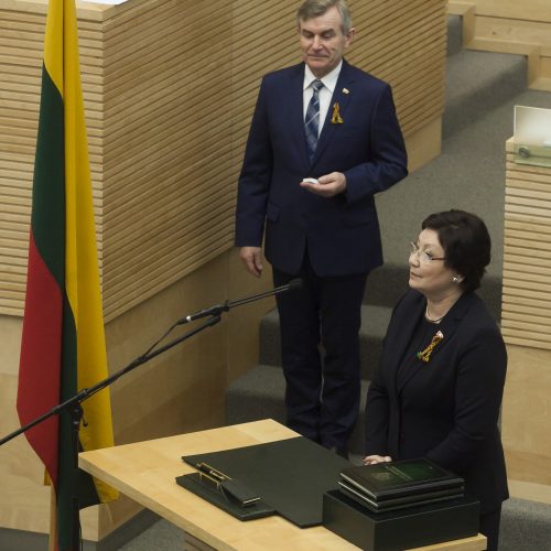 Nauji Seimo nariai – O. Valiukevičiūtė ir A. Kupčinskas  © Dainiaus Labučio (ELTA) nuotr.