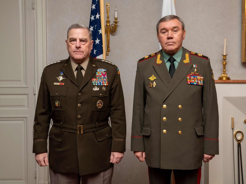 Pentagonas: aukščiausi JAV ir Rusijos generolai kalbėjosi pirmą kartą nuo karo Ukrainoje pradžios