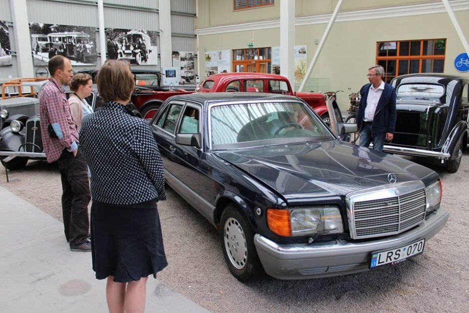 Muziejui padovanotas V. Landsbergį vežiojęs automobilis