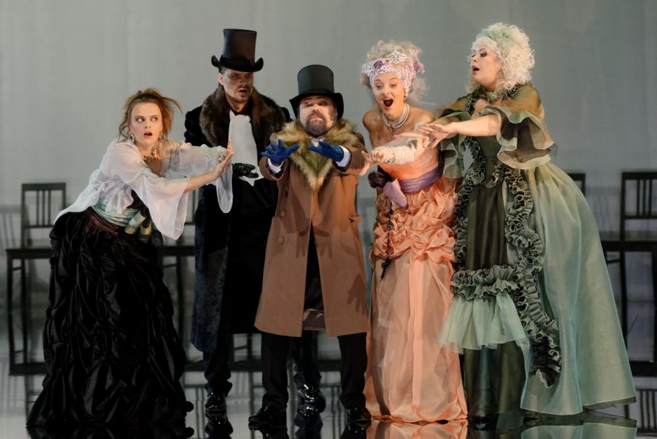 Opera „Manon“ į Vilniaus festivalį įpūs prancūziškos dvasios