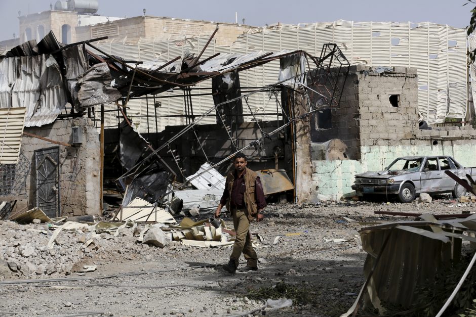 Jemene per oro smūgį raketų bazei žuvo 28 žmonės