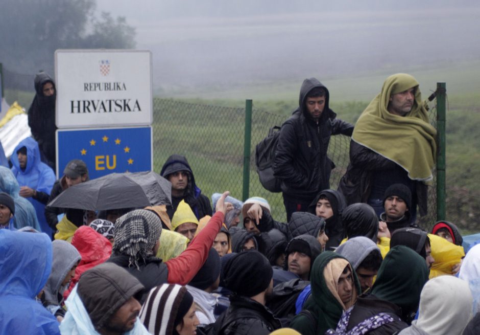 Slovėnijos pasienyje įstrigo daugiau nei tūkstantis migrantų