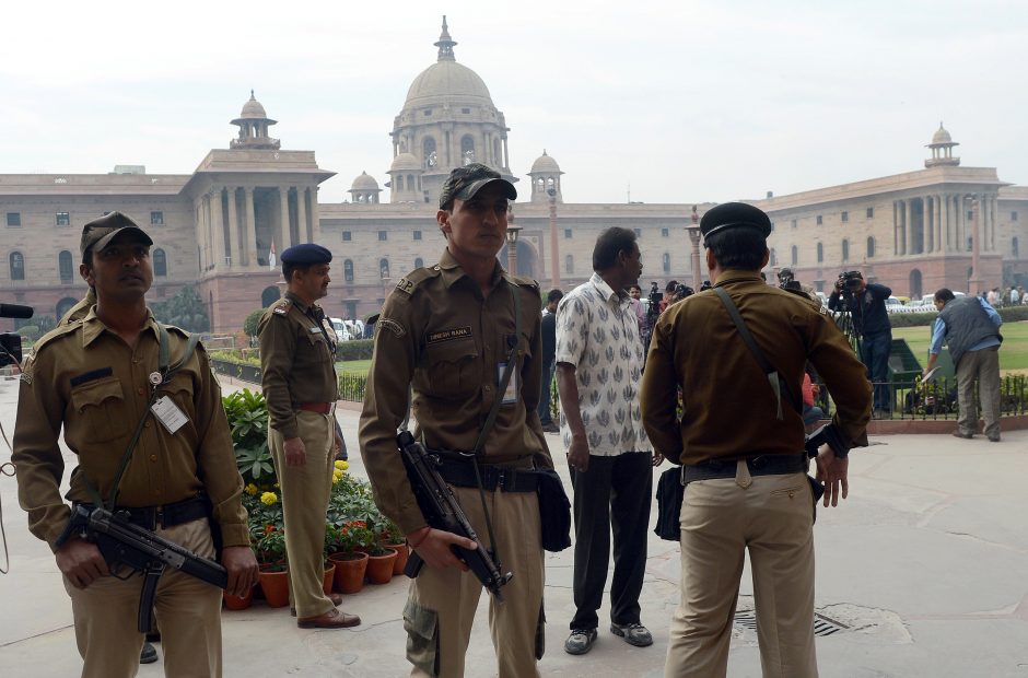 Teismas sutiko už užstatą paleisti įtariamą Mumbajaus atakų sumanytoją