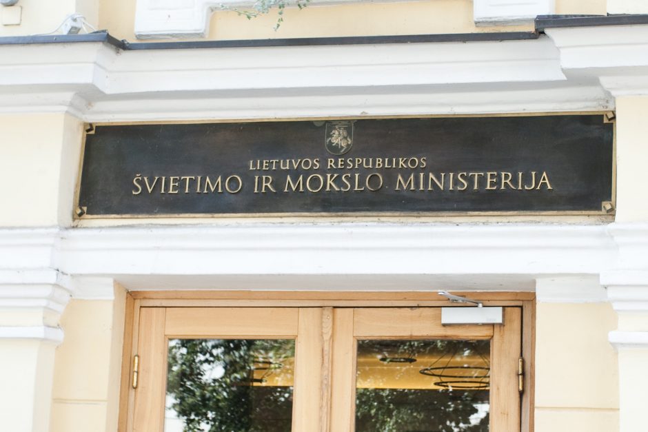 Seimas pakeitė dviejų ministerijų pavadinimus