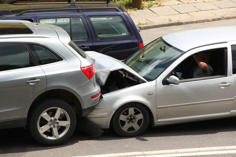 Vilniuje, Geležinio Vilko gatvėje, susidūrė 8 automobiliai