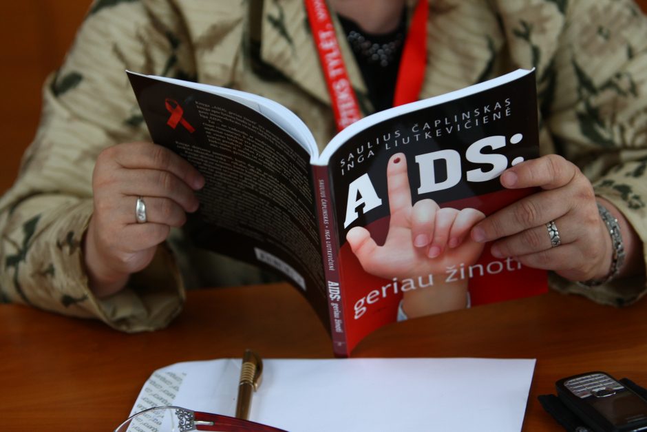 AIDS: serga 2221 lietuvis, dažniau – vyrai, klaipėdiečiai ir vilniečiai