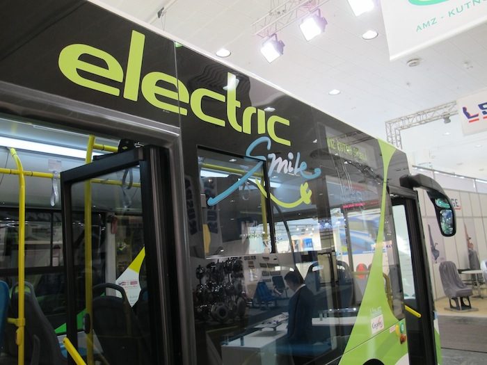 Lietuviškas elektrinis autobusas vežios po sostinės senamiestį