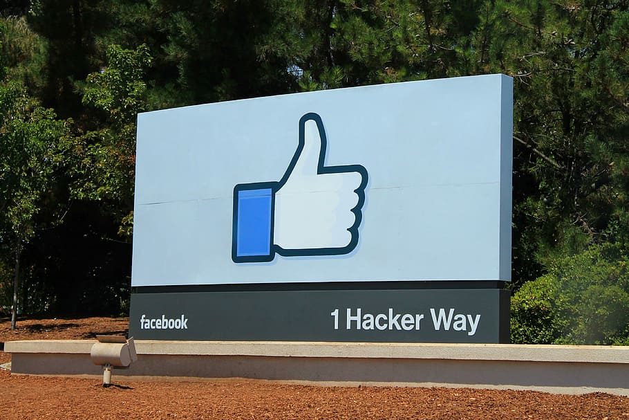 „Facebook“ planuoja savo kriptovaliutą išleisti 2021-ųjų pradžioje, ES nepatenkinta