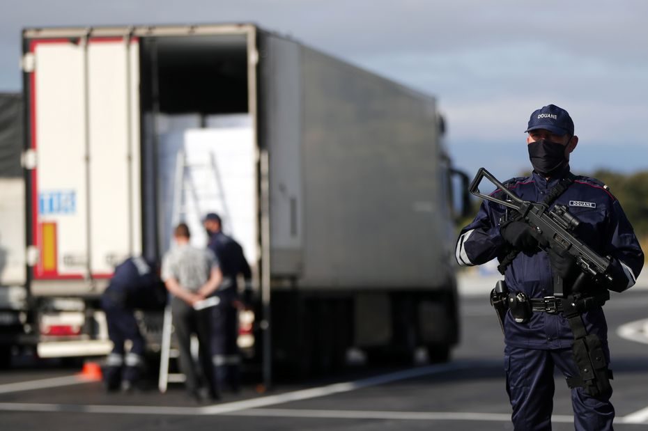 Po atakos Nicoje Prancūzija stiprina sienų apsaugą