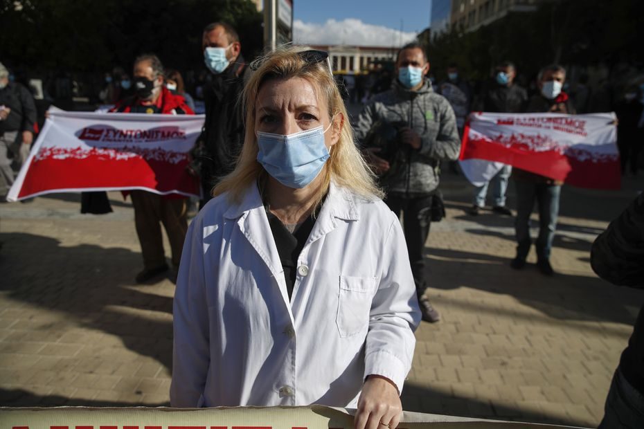 Graikijos valstybės tarnautojai surengė 24 valandų streiką