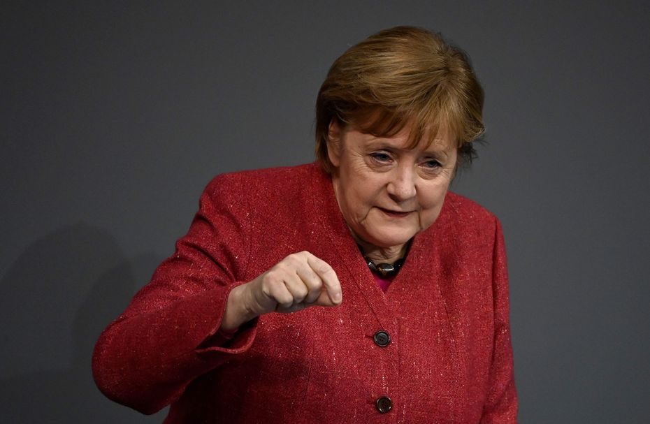 A. Merkel: dar galima pasiekti „Brexito“ susitarimą
