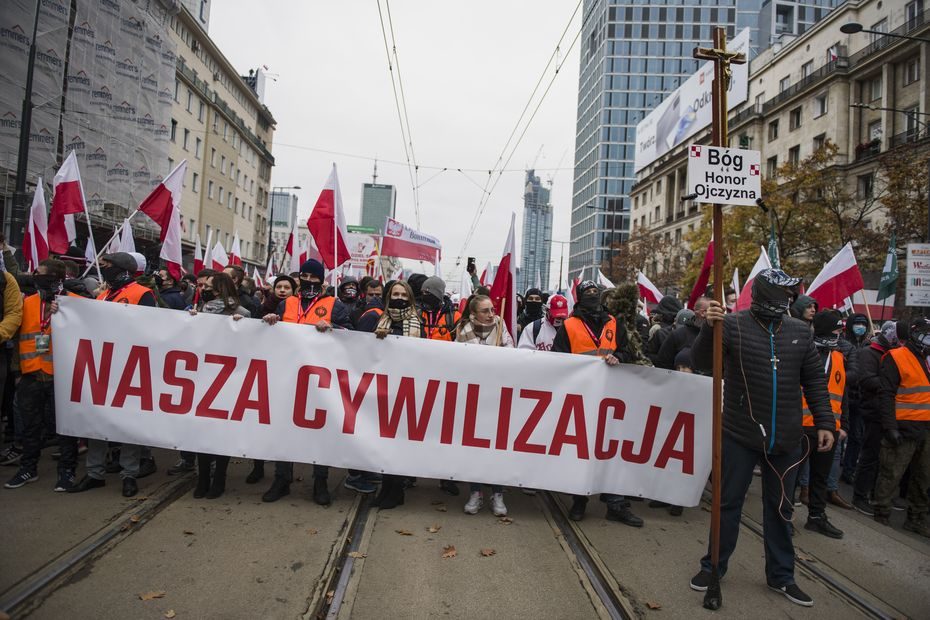 Apklausa: 80 proc. lenkų yra už šalies pasilikimą ES