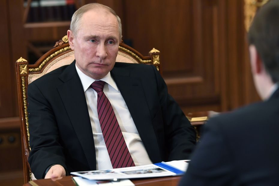 V. Putinas liepė kitą savaitę pradėti Rusijoje masinį vakcinavimą
