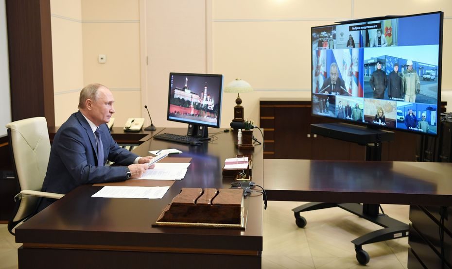 V. Putinas nurodė pradėti masinį vakcinavimą