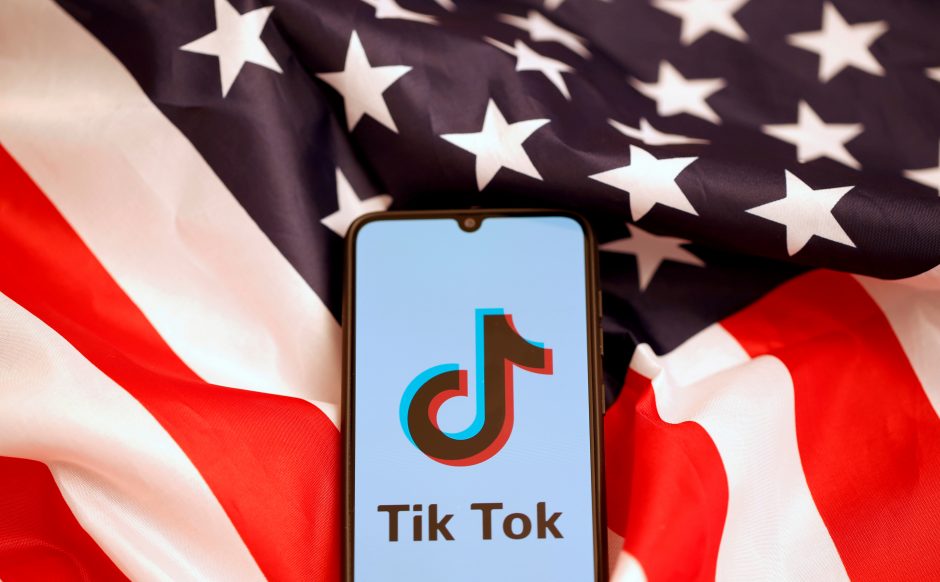 JAV teismas laikinai sustabdė draudimą parsisiųsti programą „TikTok“