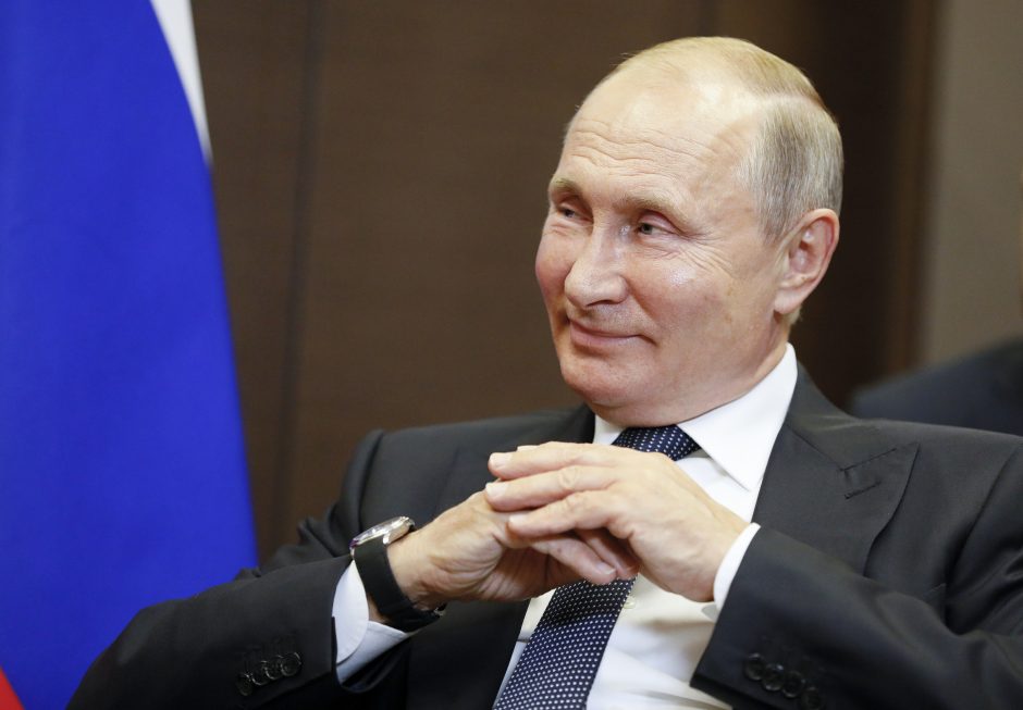 Kremlius siūlo JAV susitarti dėl nesikišimo į abiejų šalių vidaus reikalus